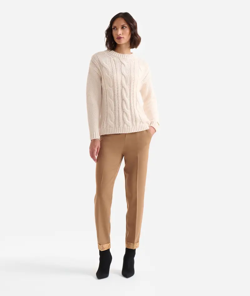 Pantaloni con elastico in tessuto stretch Cammello