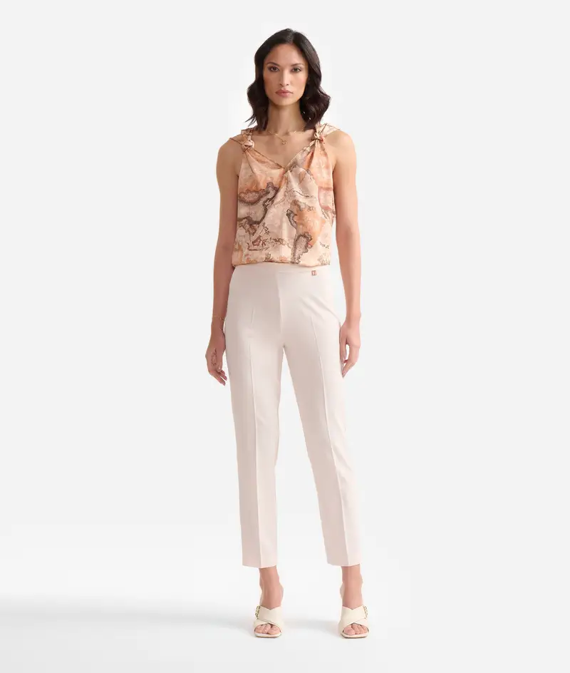 Pantaloni regular in cady Naturali