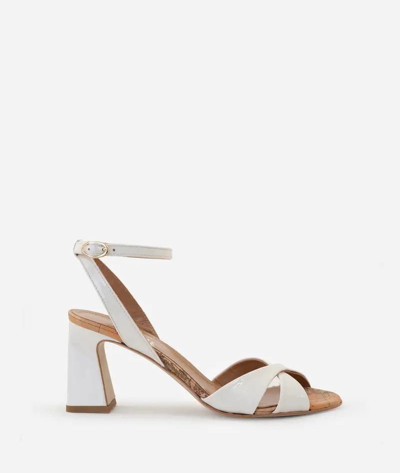 Sandali alti in pelle verniciata Avorio