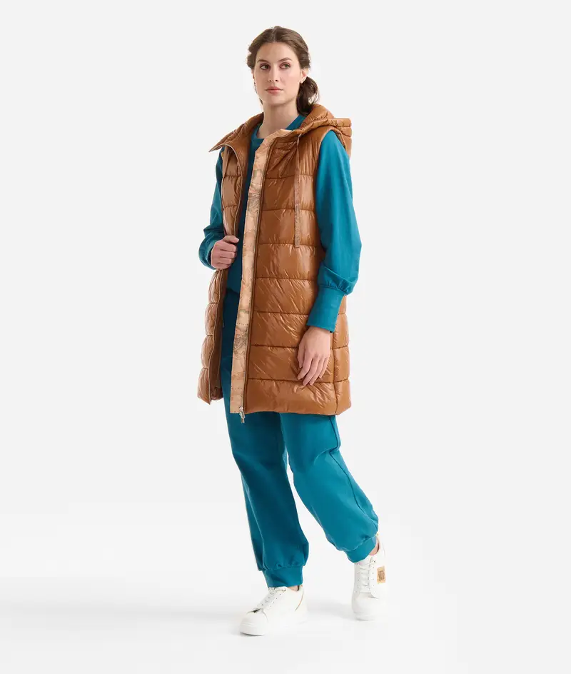 Smanicato imbottito in nylon leggero lucido Caramello