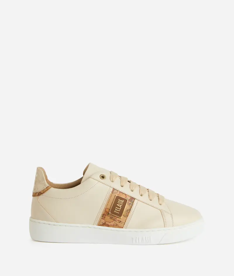 Sneaker in eco nappa con logo smaltato Conchiglia