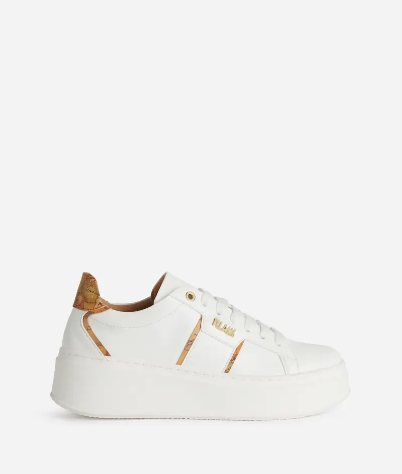 Sneaker zeppate in eco nappa con bande e logo Bianche