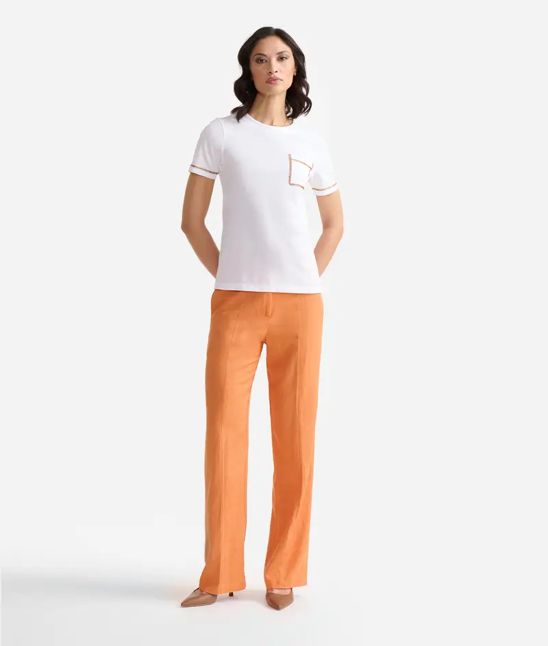 T-shirt in jersey di cotone piquet con taschino Geo Classic Gesso