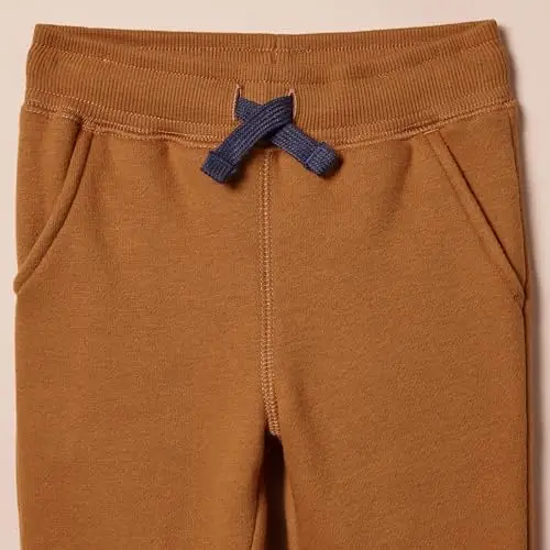 Amazon Essentials Pantaloni Sportivi Jogger in Pile Bambini e Ragazzi, Pacco da 2, Carbone Puntinato/Marrone Chiaro, 8 miniatura 3