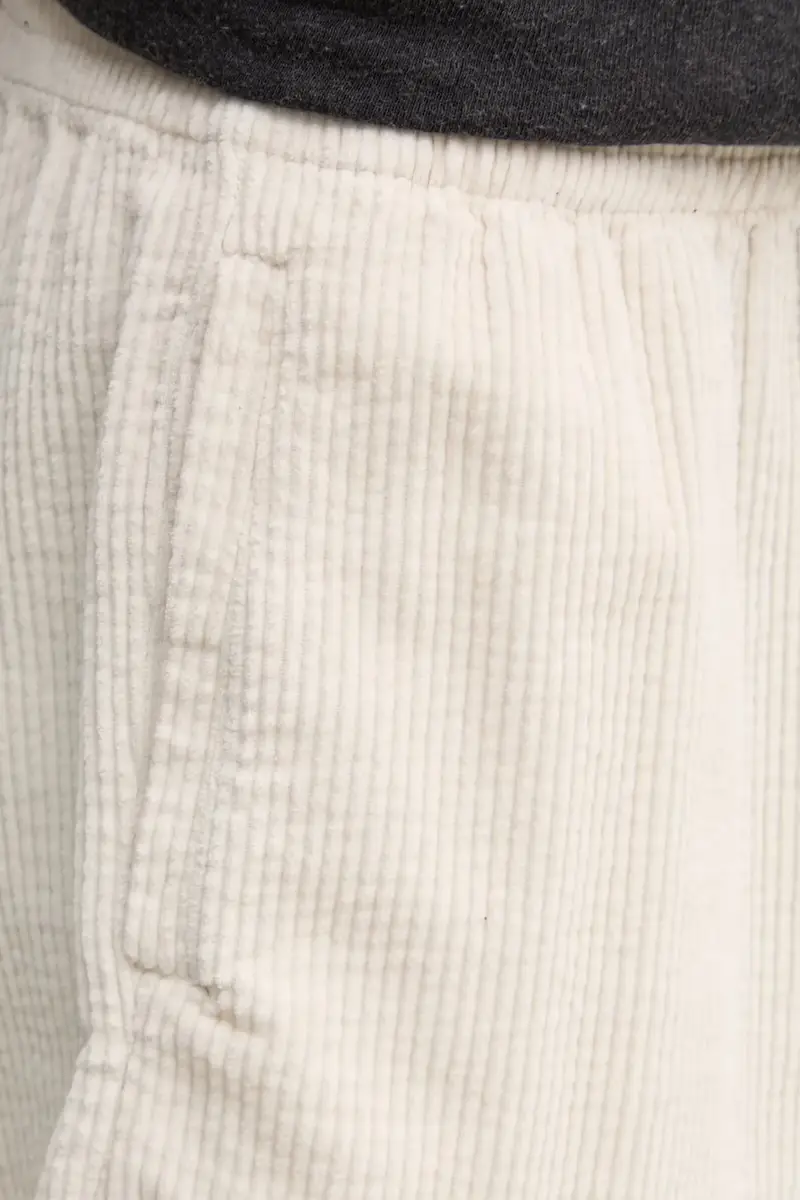 pantaloncini in velluto a coste Beige miniatura 4