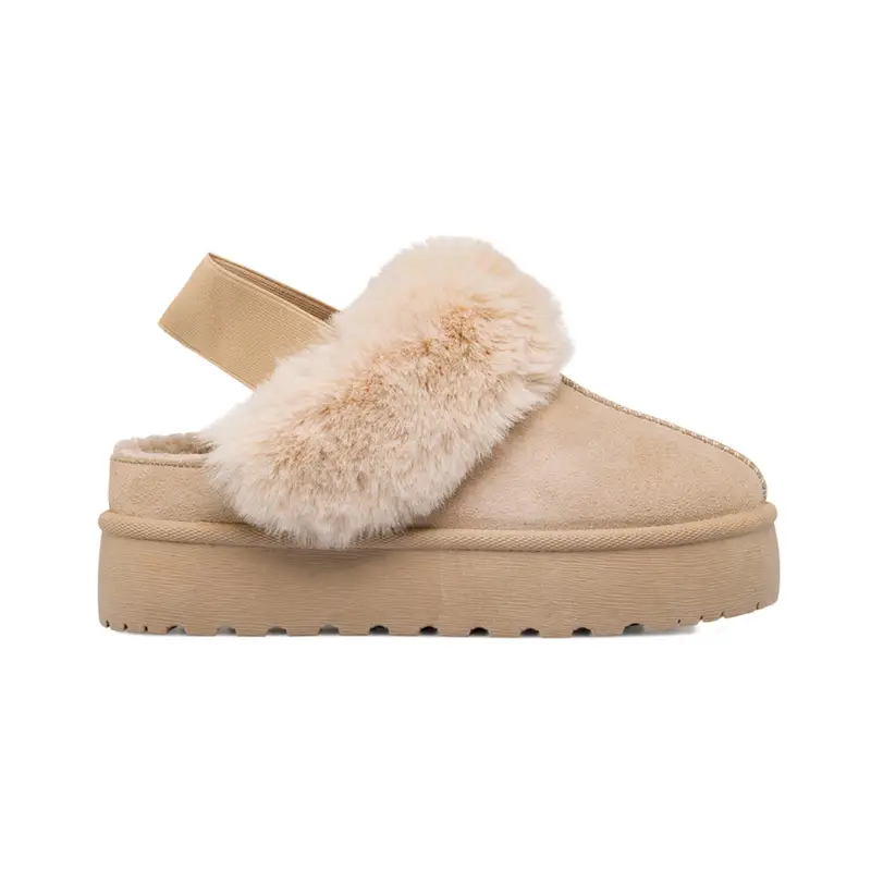 Sabot beige da donna con interno in eco-pelo, suola platform e cinturino elasticizzato