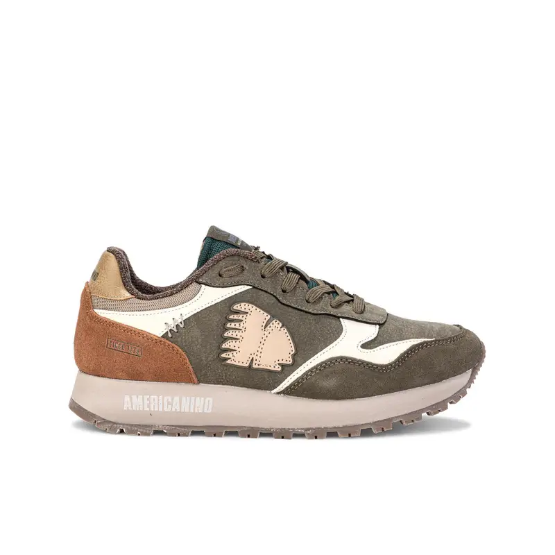 Sneakers verdi con suola dentellata e stemma