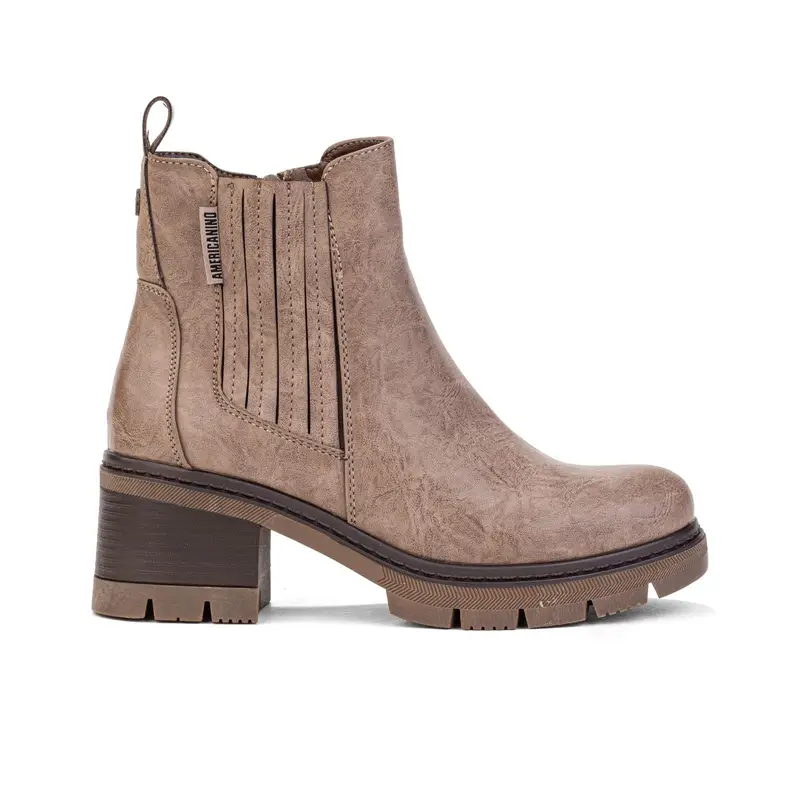 Stivaletti beige con tacco largo in gomma