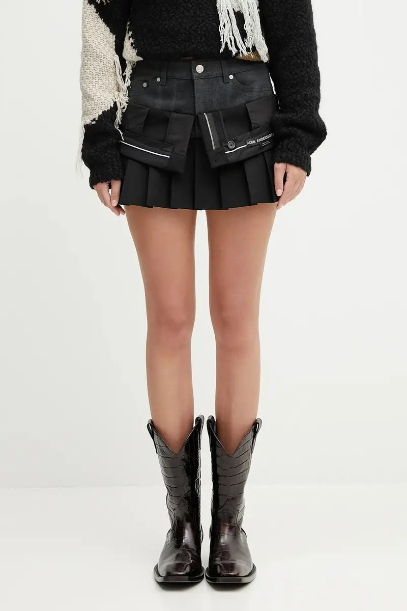 gonna in lana Inside Out Pleats colore nero apa844w