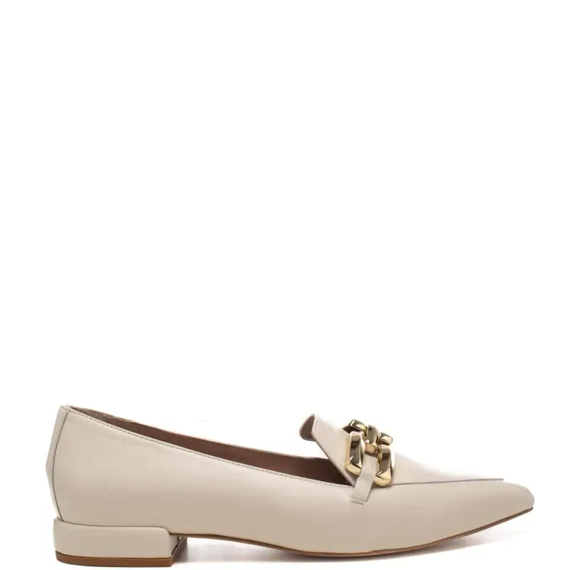 Andrea Pinto scarpe basse da donna con catena sul davanti in pelle avorio crudo