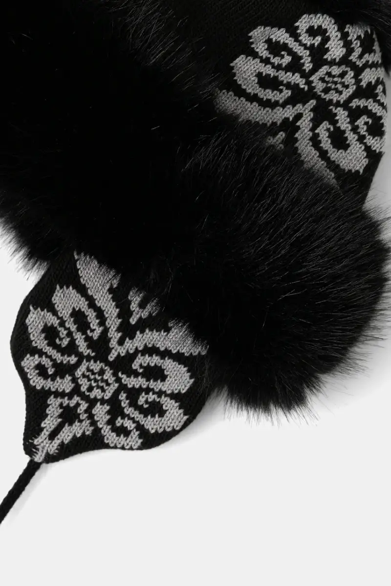 berretto colore nero miniatura 3