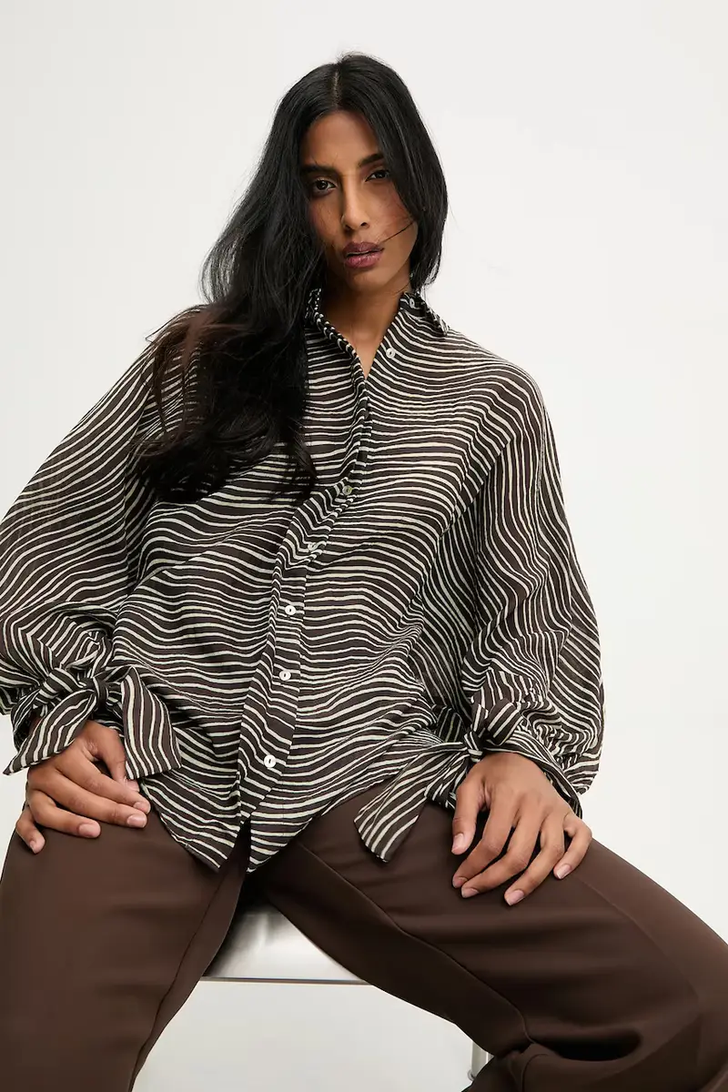 camicia donna colore marrone