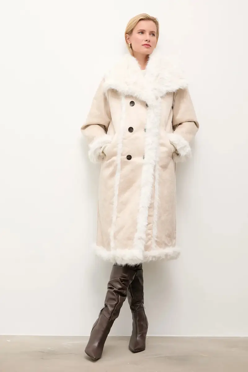 capotto bilaterale colore beige