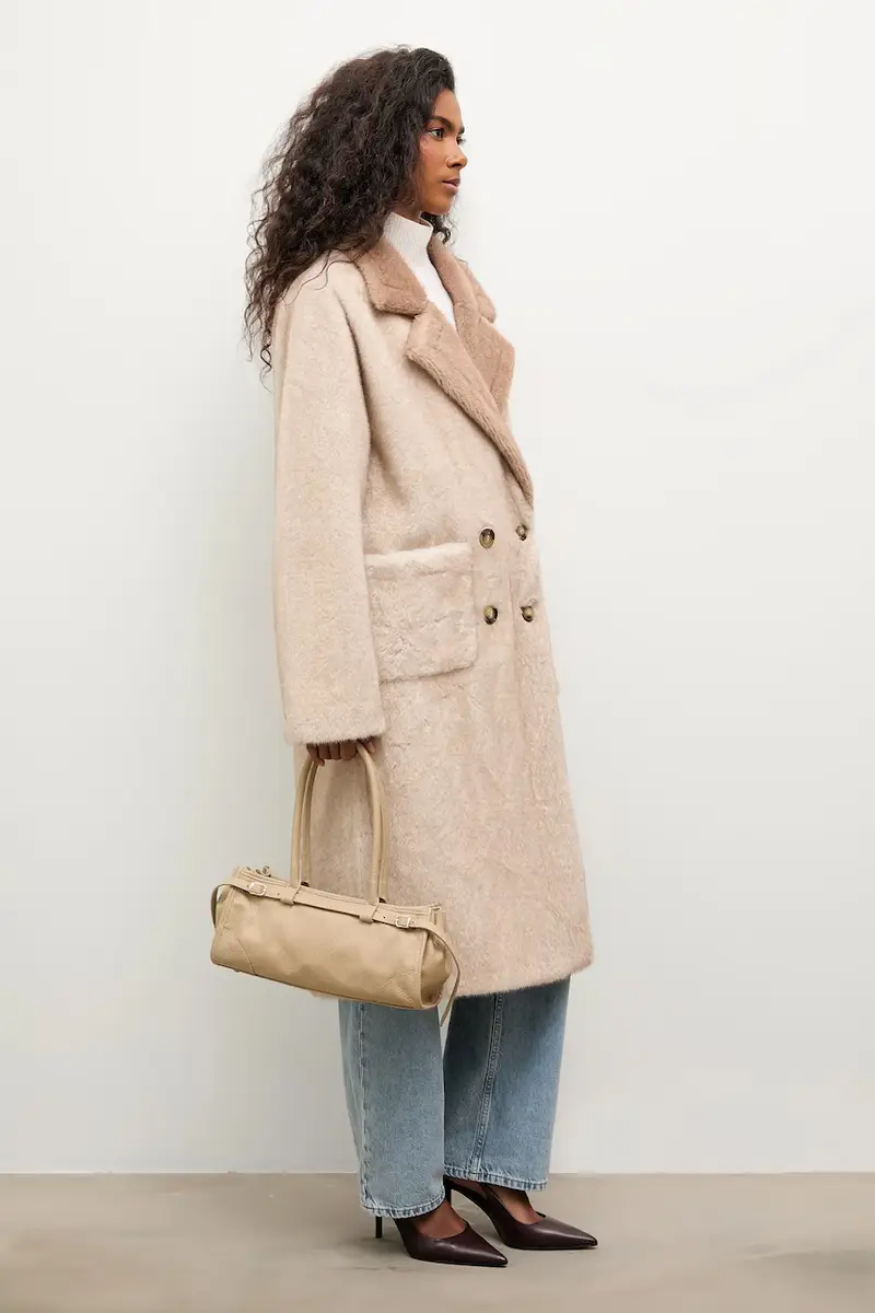 cappotto colore beige miniatura 4