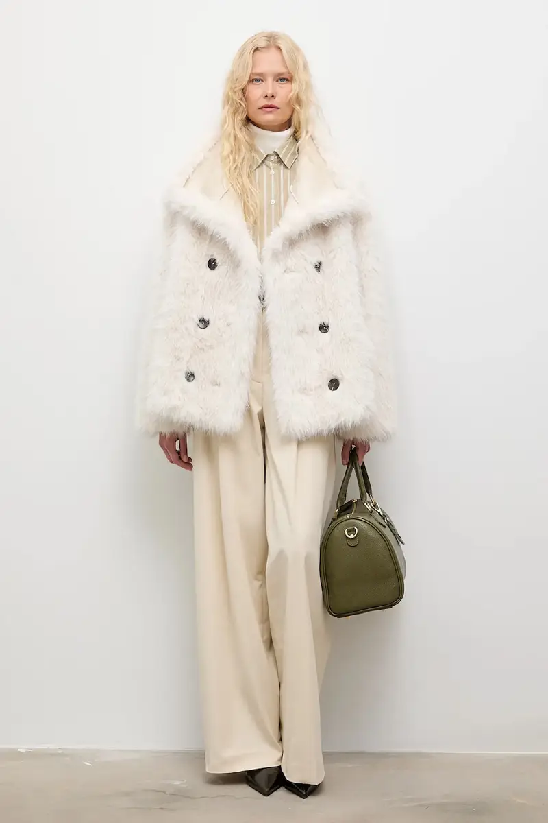 cappotto colore beige miniatura 3