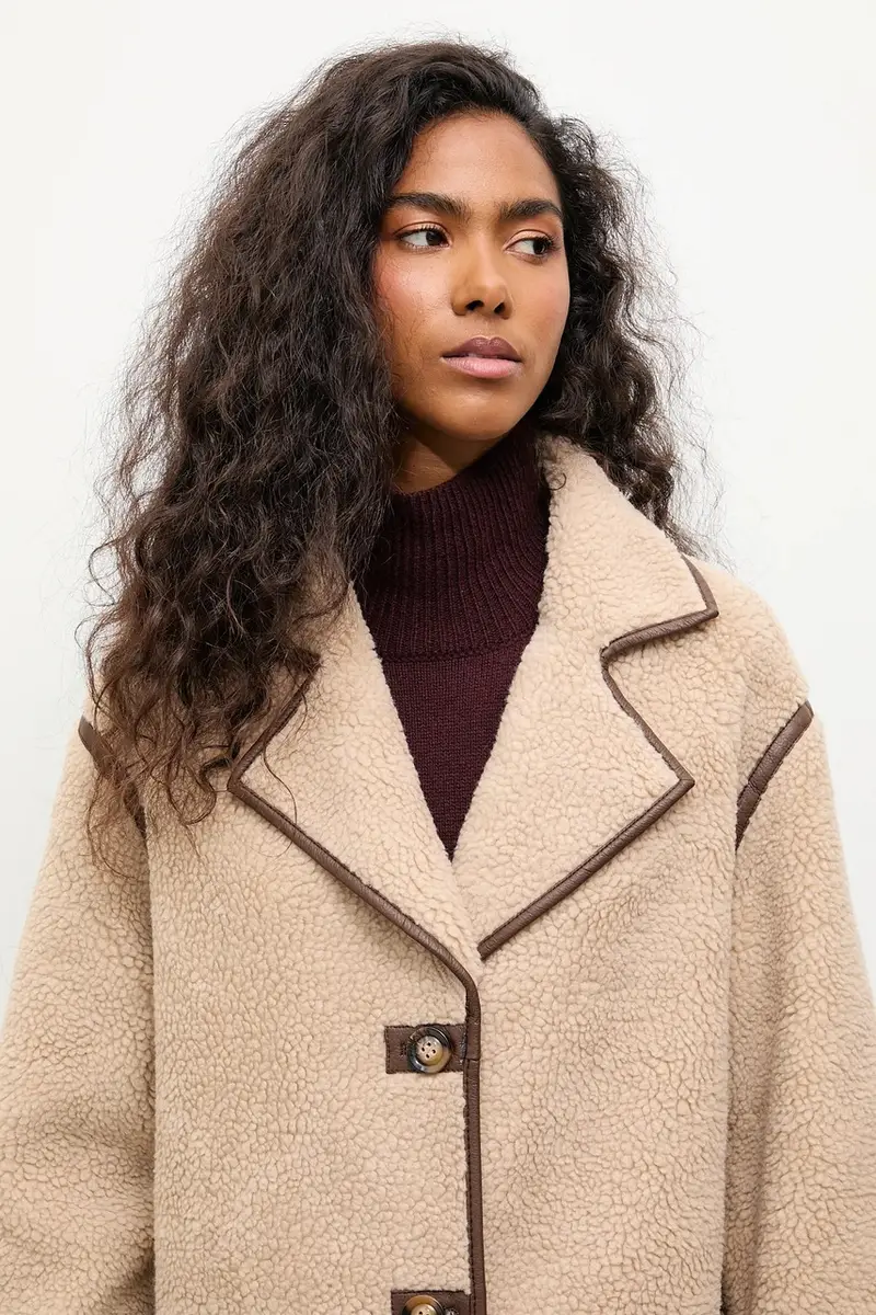 cappotto colore beige miniatura 5