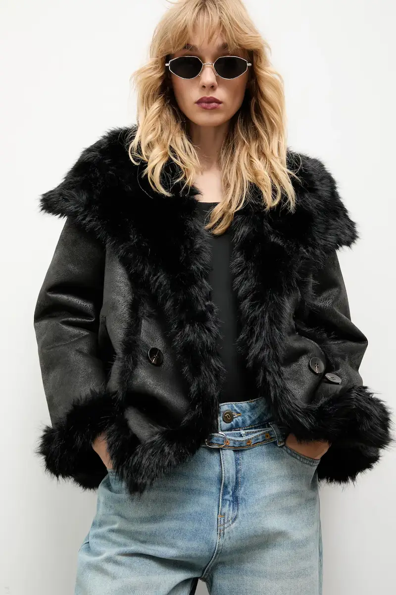 cappotto colore nero