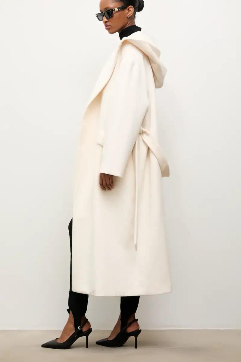 cappotto in lana colore beige