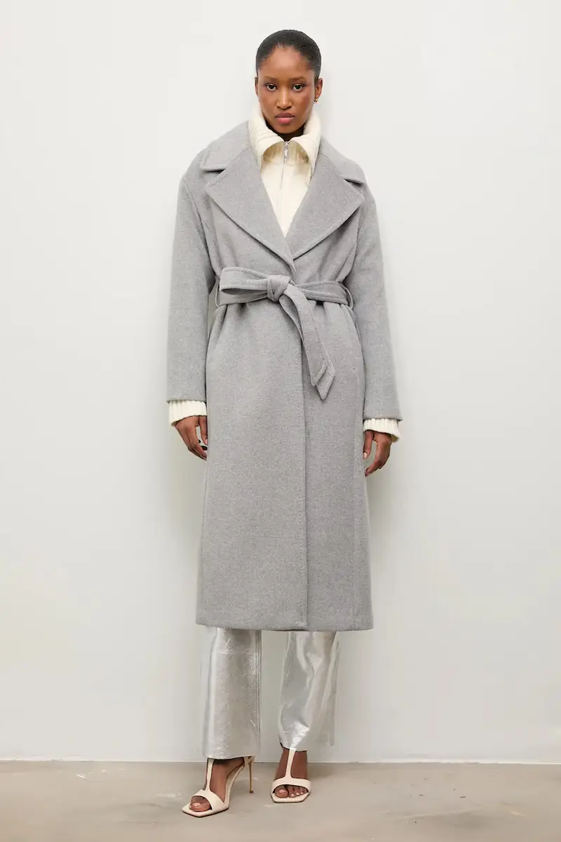 cappotto in lana colore grigio