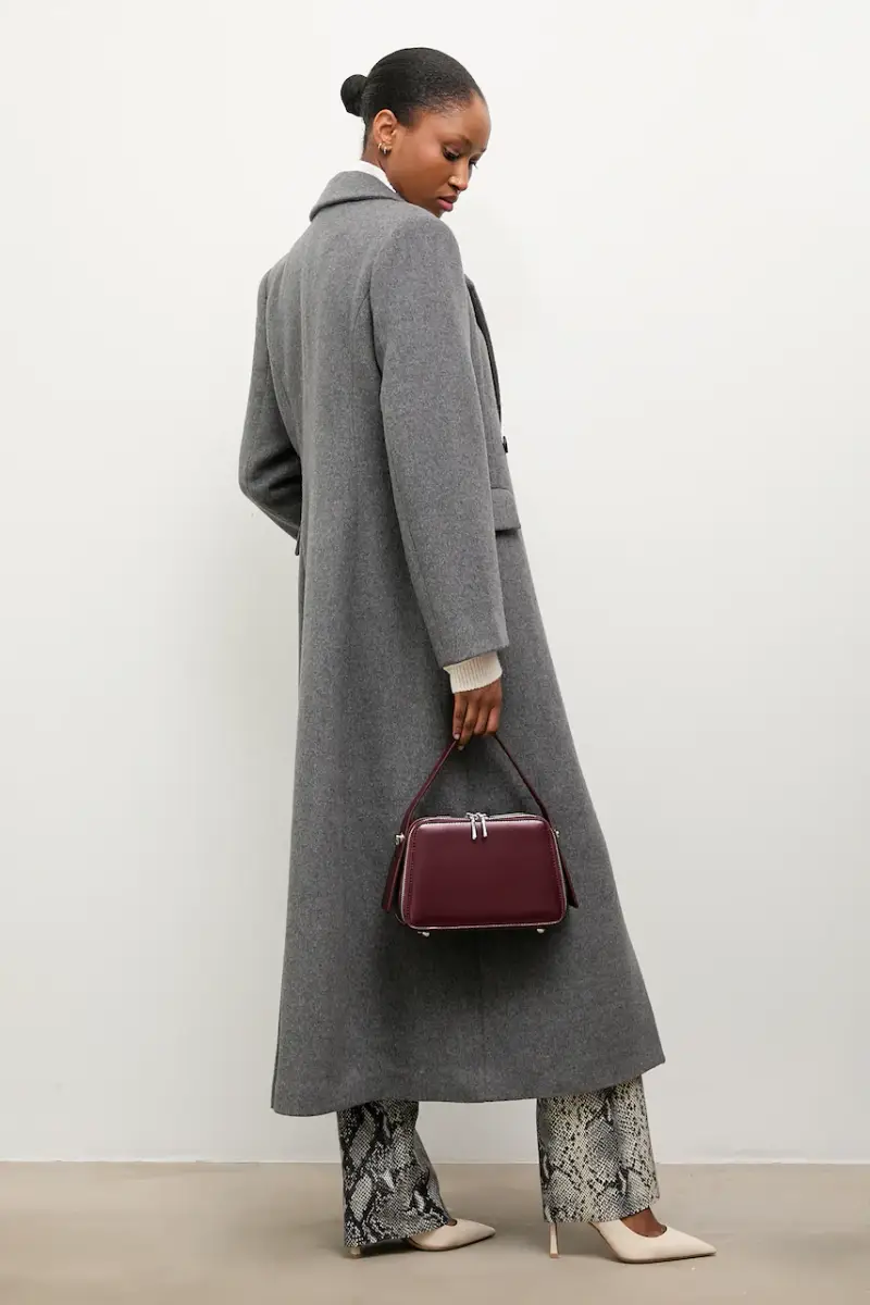 cappotto in lana colore grigio