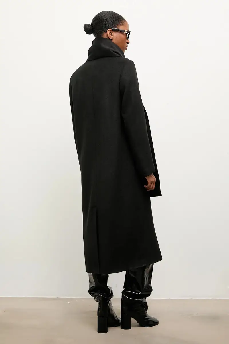 cappotto in lana colore nero miniatura 4