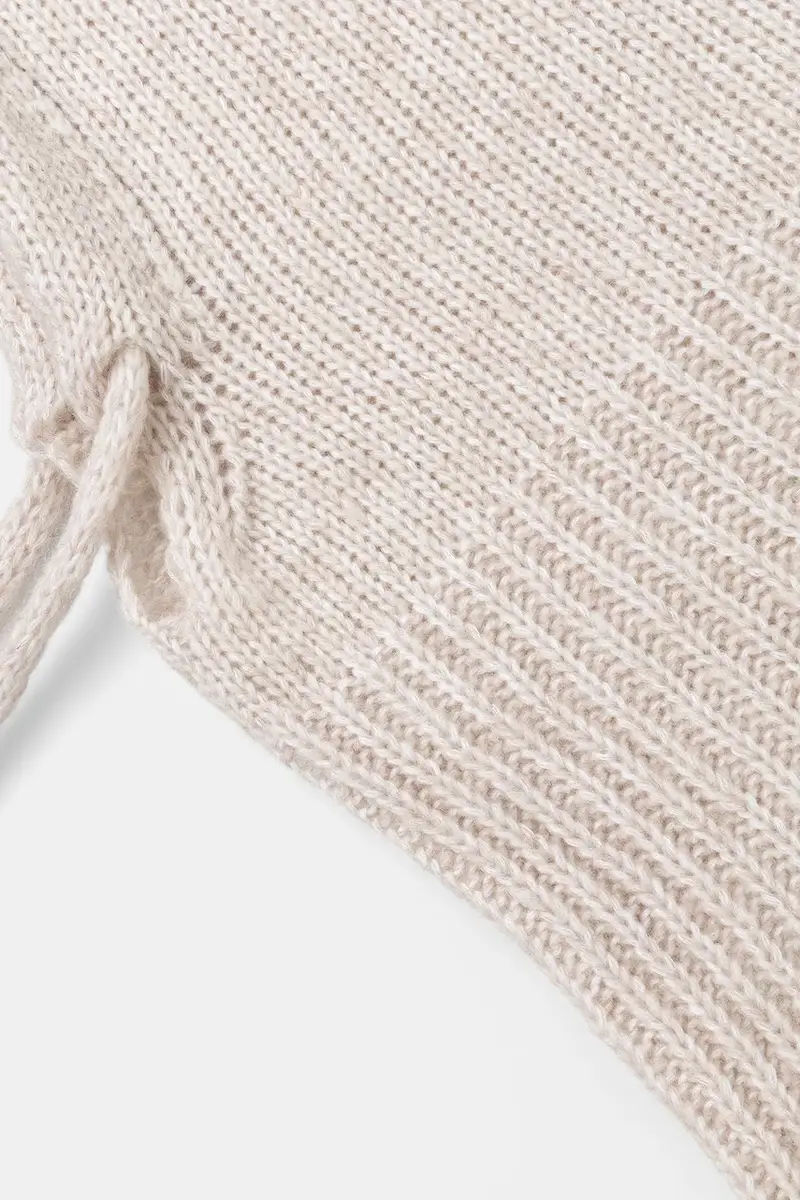 cappuccio con lana colore beige miniatura 3