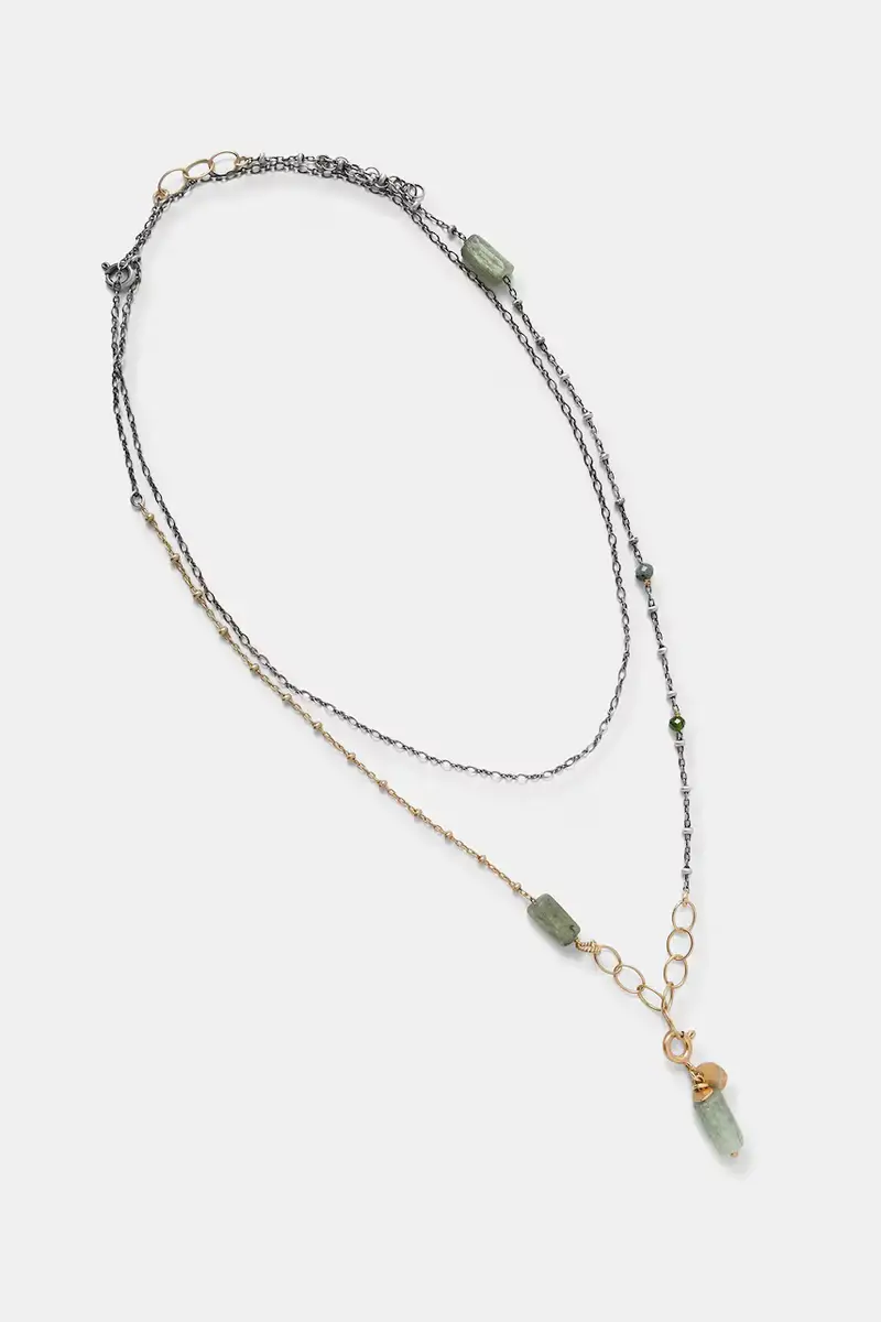 collana con cianite verde, fatta a mano d'argente placato oro