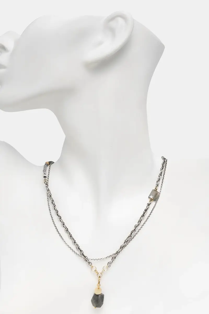 collana con labradorite, fatta a mano d'argente placato oro Grigio miniatura 2
