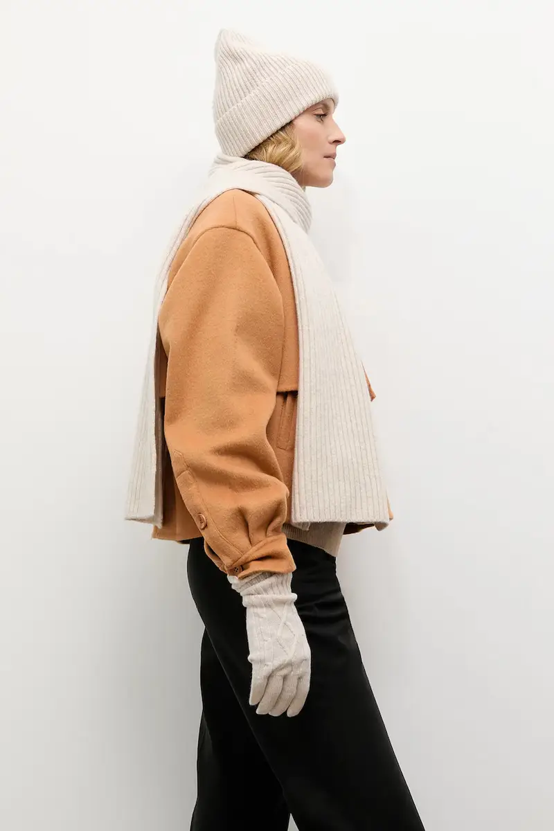 completo in lana Beige