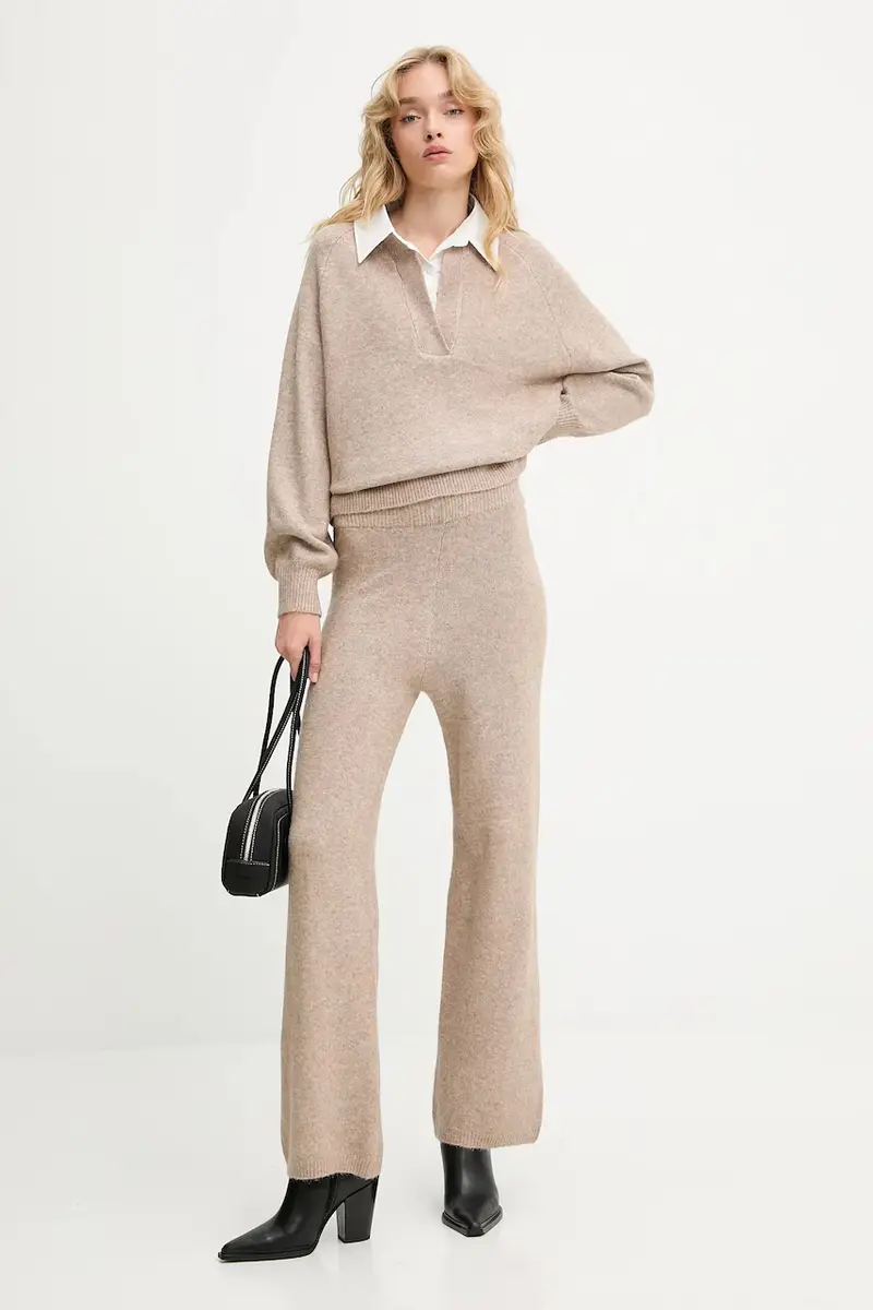 completo in lana donna colore beige