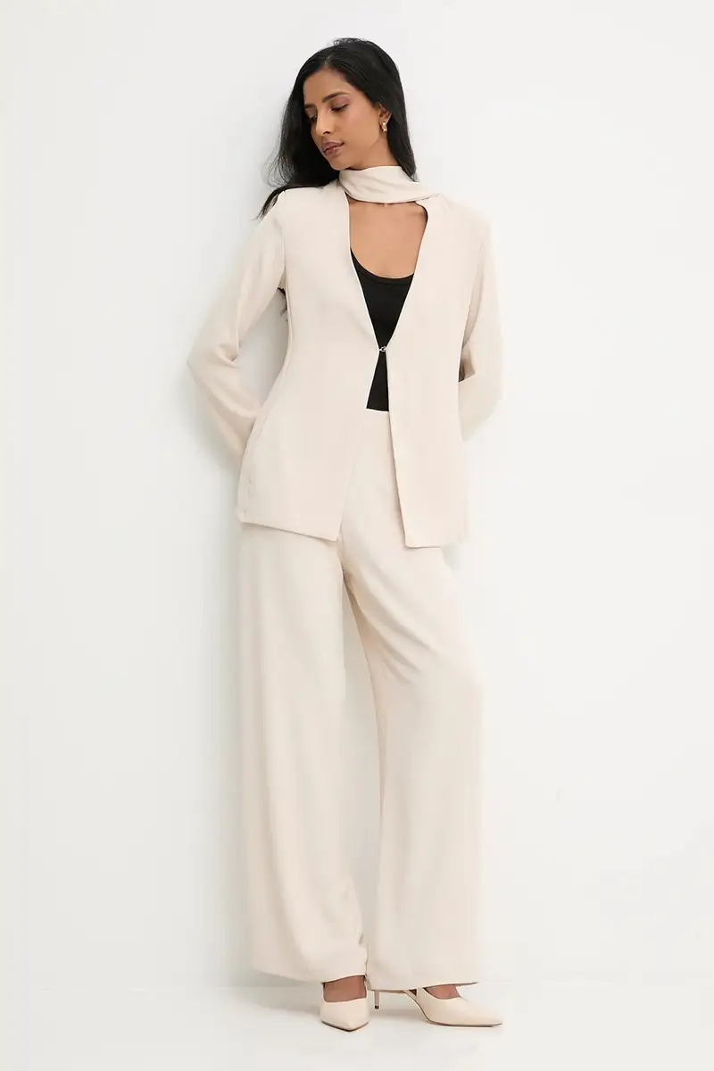 giacca colore beige miniatura 2