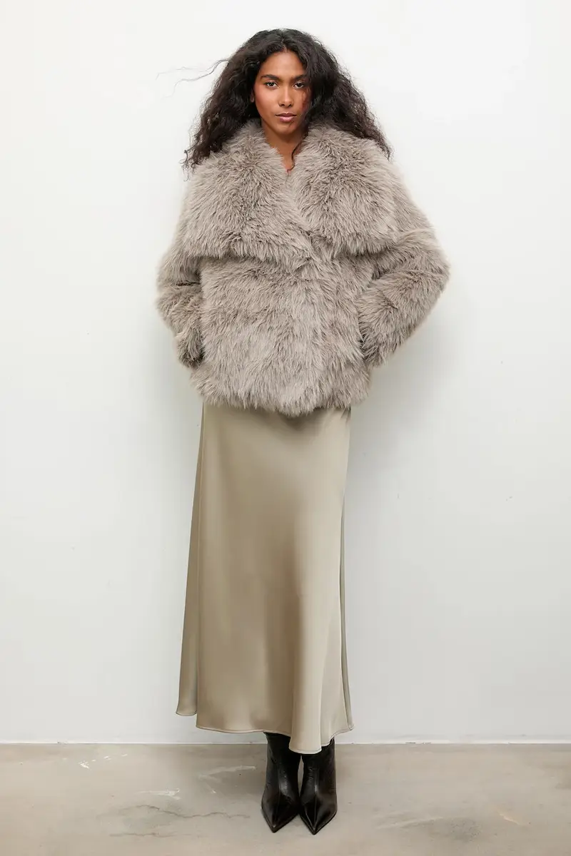 giacca colore grigio