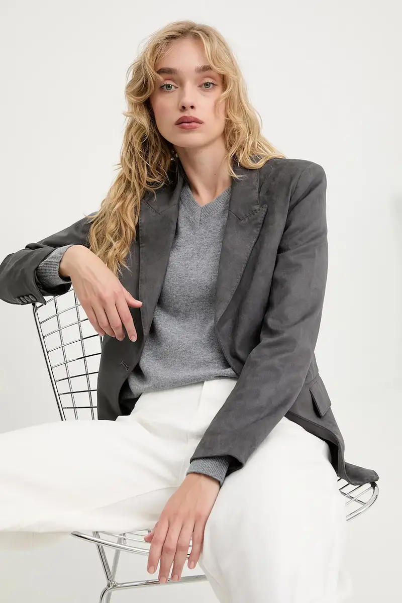 giacca colore grigio