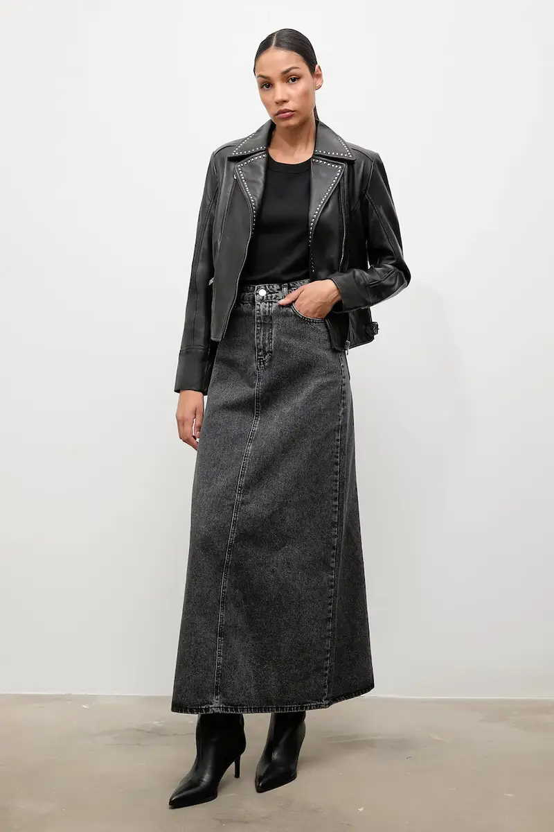 giacca da motociclista colore nero