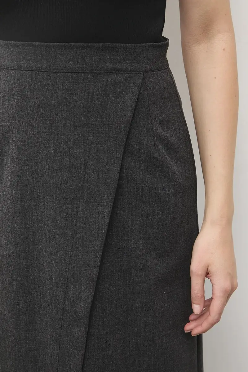 gonna colore grigio miniatura 4