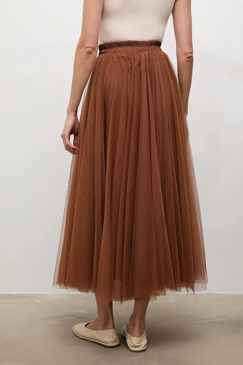 gonna colore marrone miniatura 3