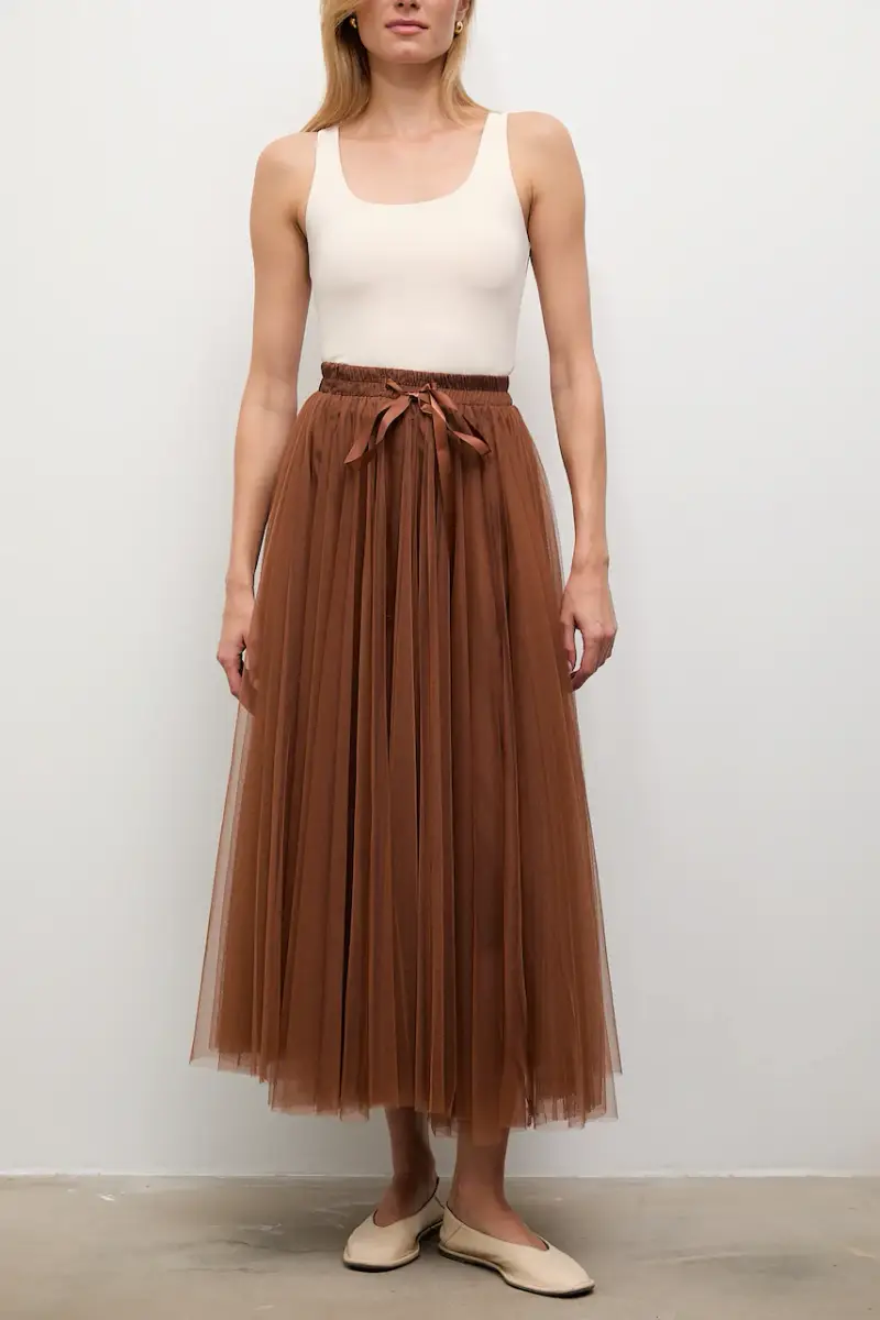 gonna colore marrone