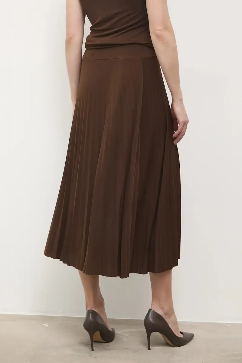 gonna colore marrone miniatura 3