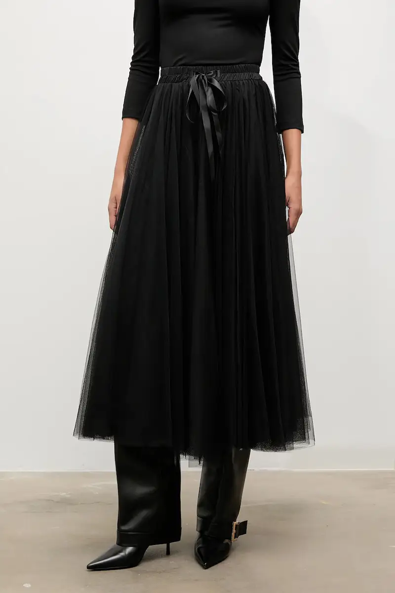 gonna colore nero miniatura 2