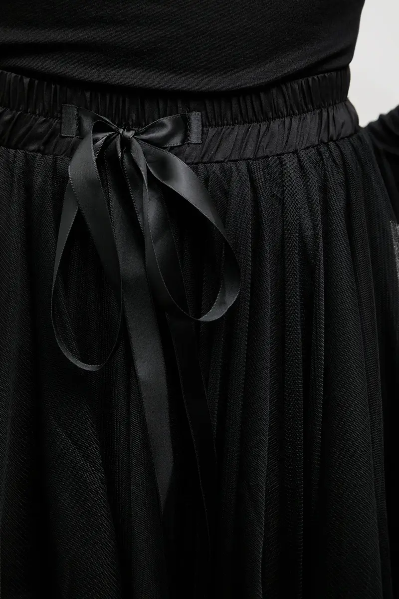 gonna colore nero miniatura 5