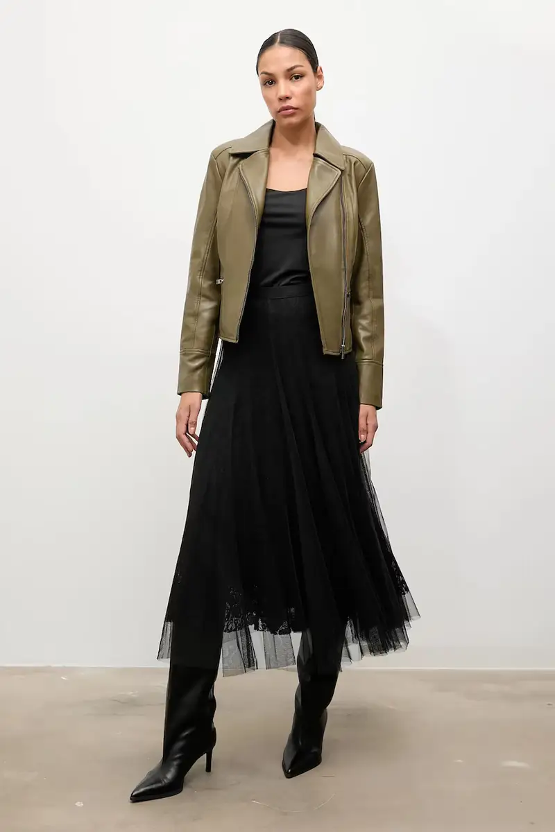 gonna colore nero miniatura 2