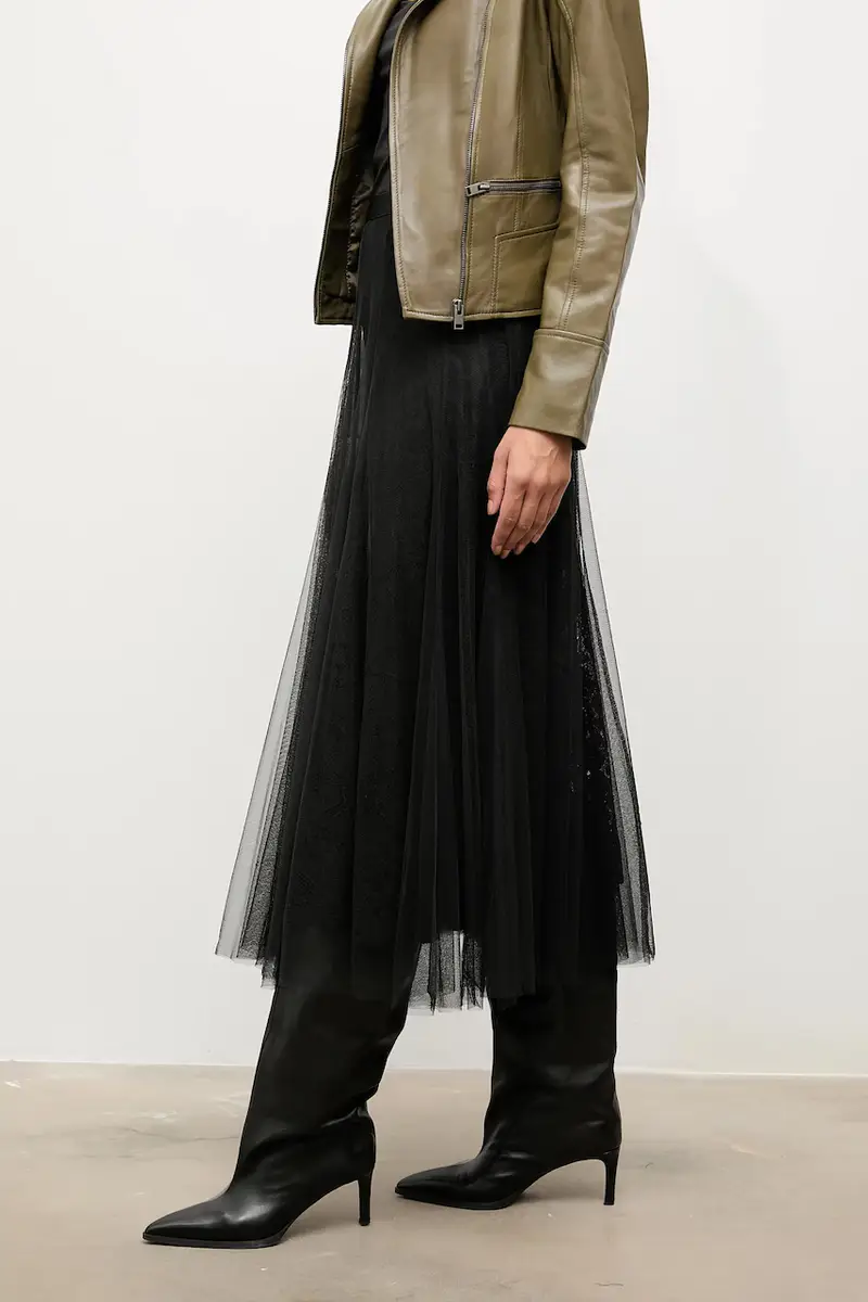 gonna colore nero miniatura 4