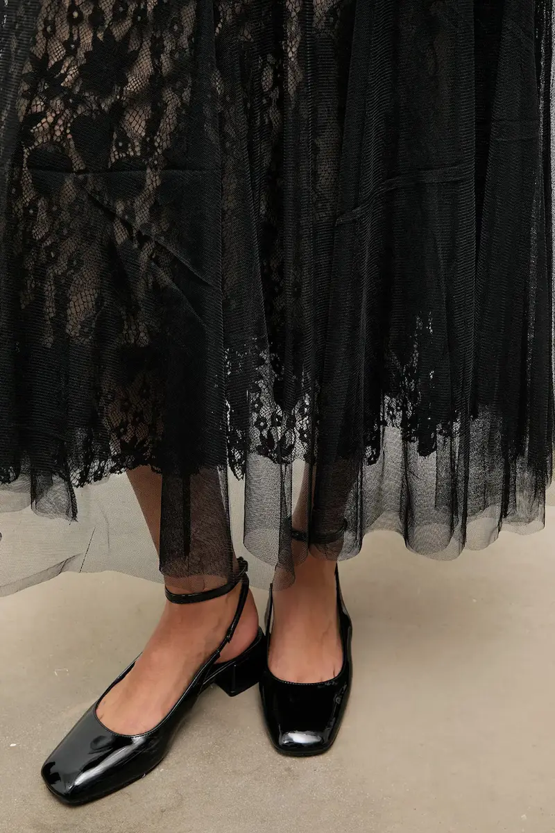 gonna colore nero miniatura 4