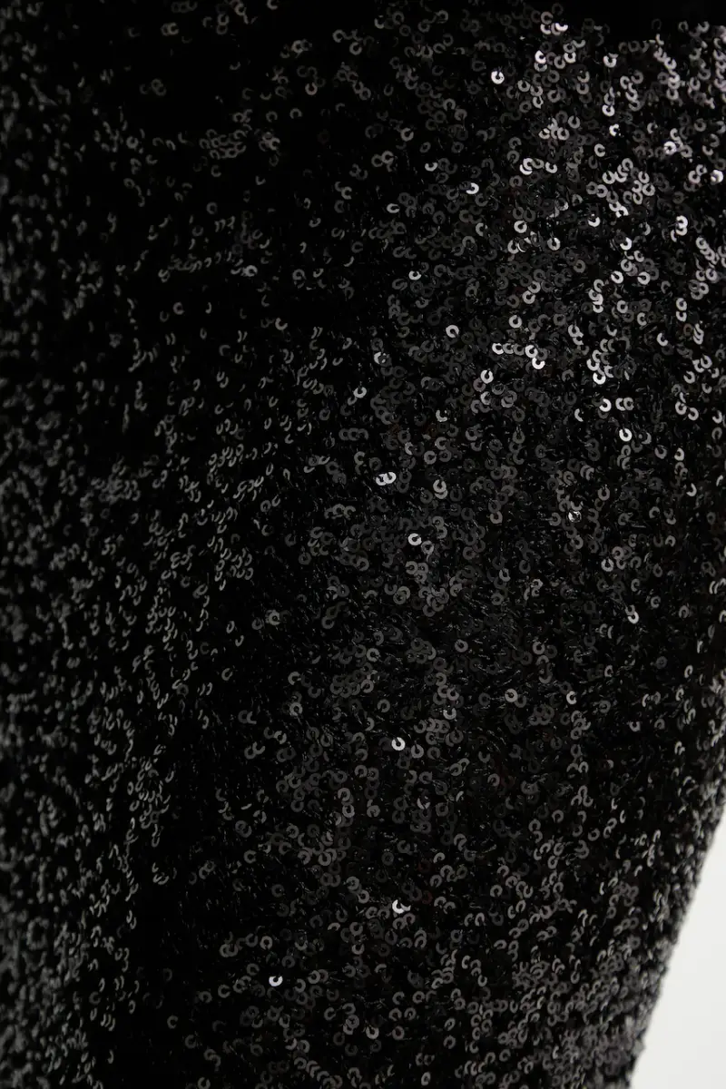 gonna colore nero miniatura 4