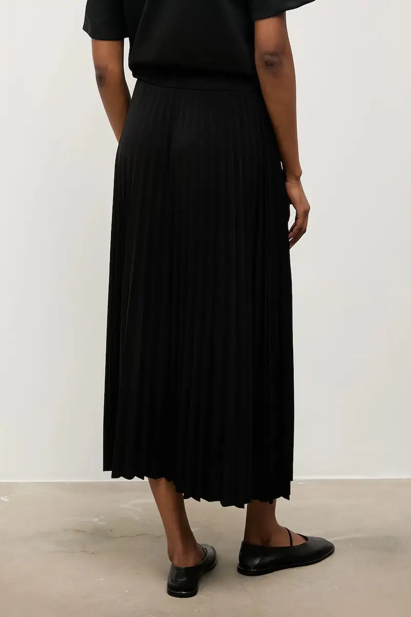 gonna Nero miniatura 3