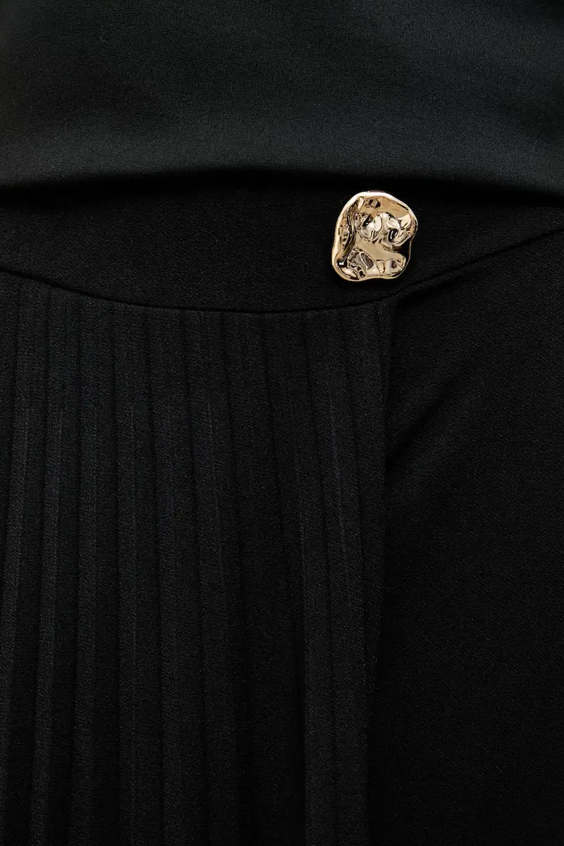 gonna Nero miniatura 4