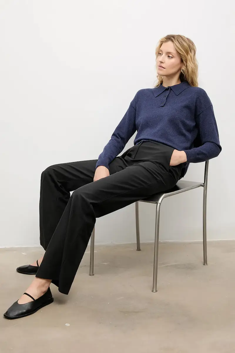 maglione in cashemire colore blu navy miniatura 2