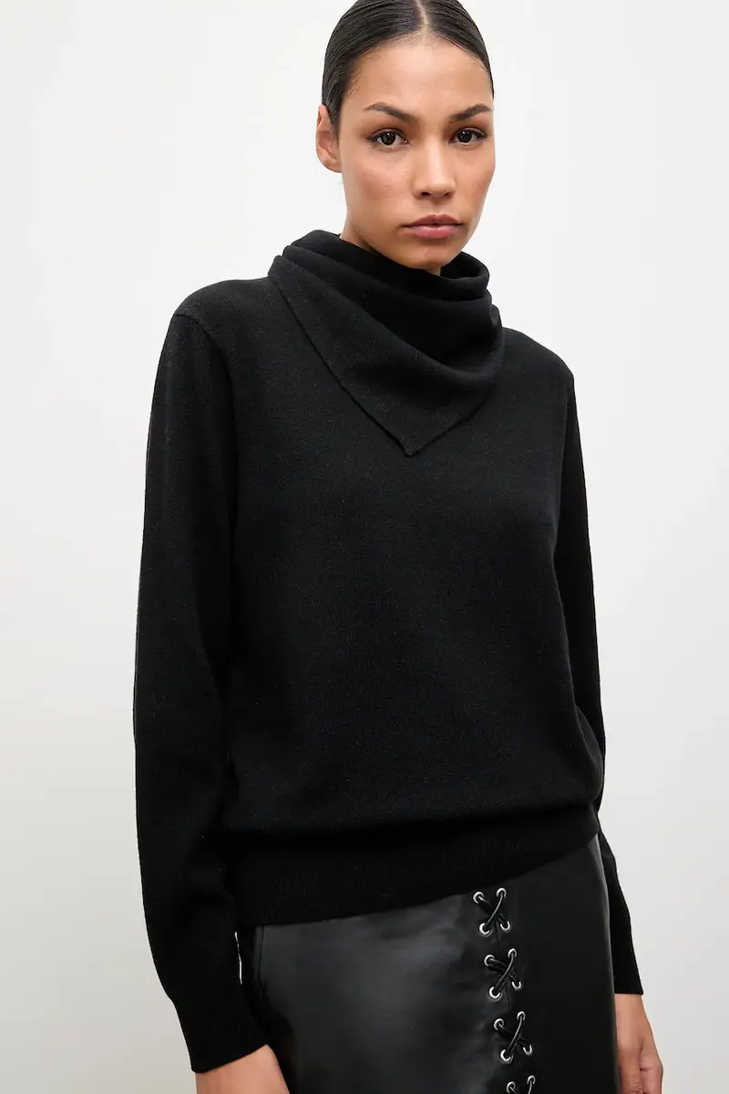 maglione in lana donna colore nero