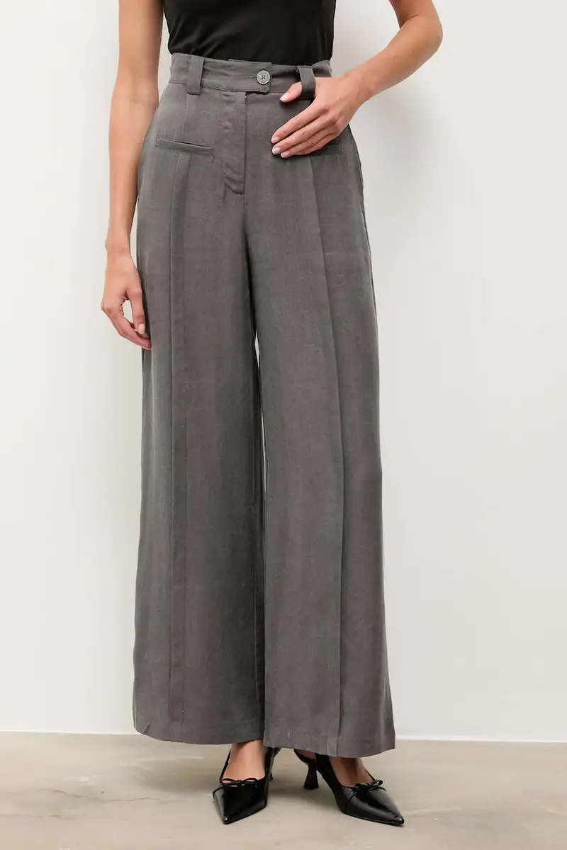 pantaloni donna colore grigio