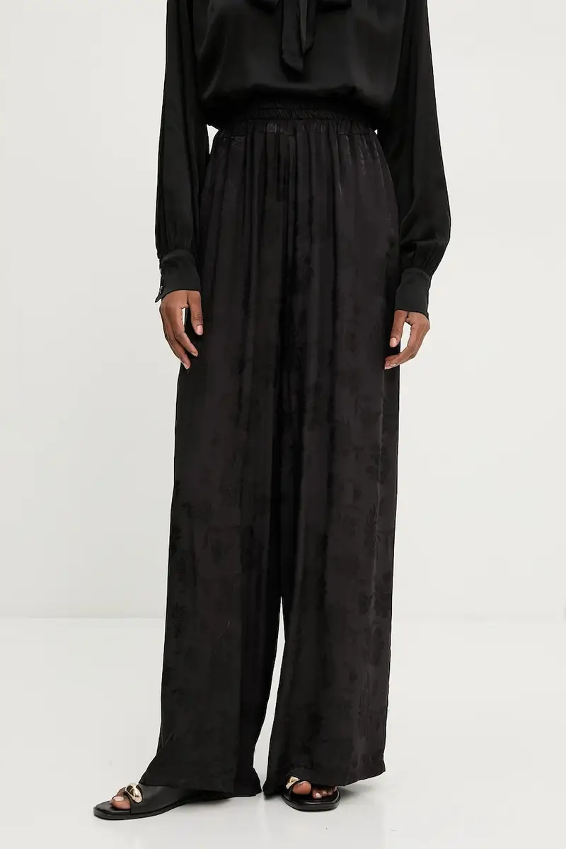 pantaloni donna colore nero